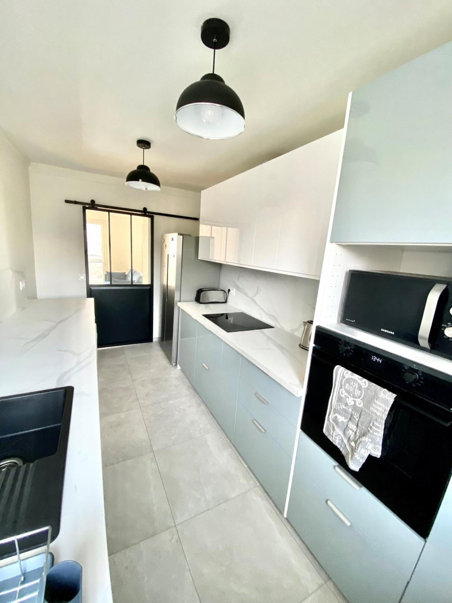 Apartment Bel De 77m2 A Au Pied Du Metro *